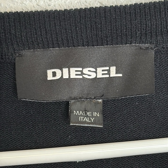 Diesel Men's Classic Black V-Neck Sweater Size XL - Picture 2 of 8
